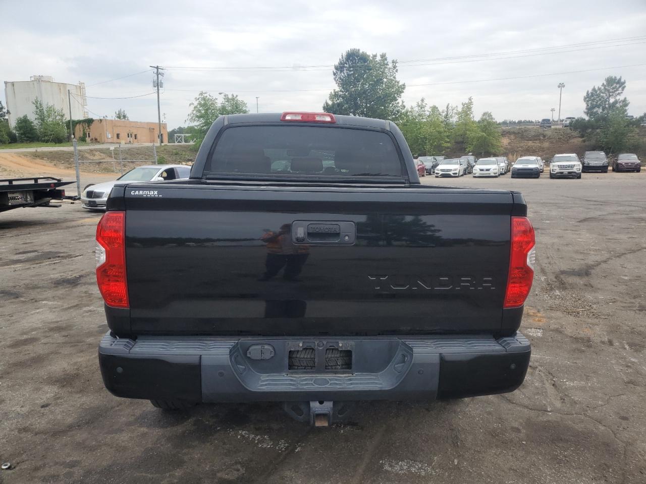 5TFGY5F19JX239379 2018 Toyota Tundra Crewmax 1794