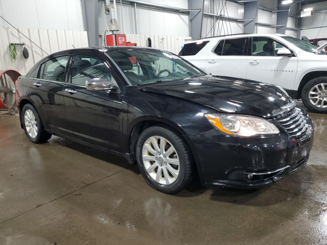 2014 Chrysler 200 Limited vin: 1C3CCBCG6EN151478