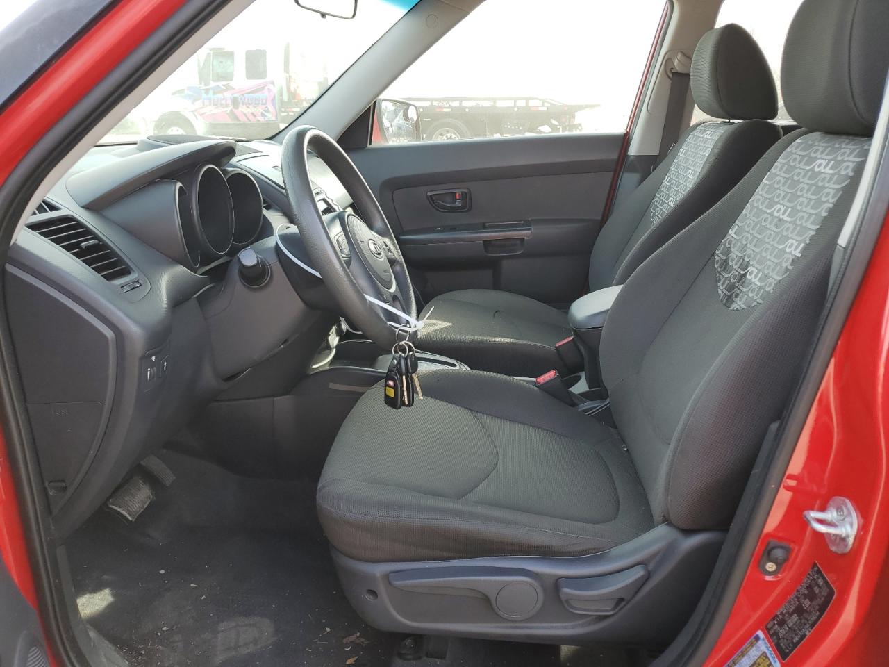 KNDJT2A29A7039234 2010 Kia Soul +