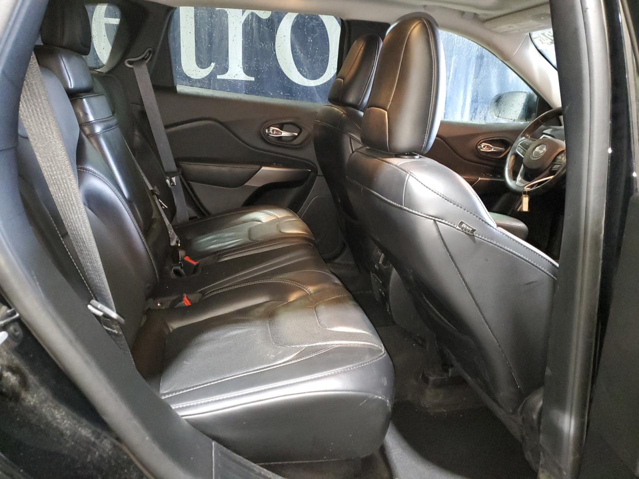 1C4PJMDX2KD321544 2019 Jeep Cherokee Limited