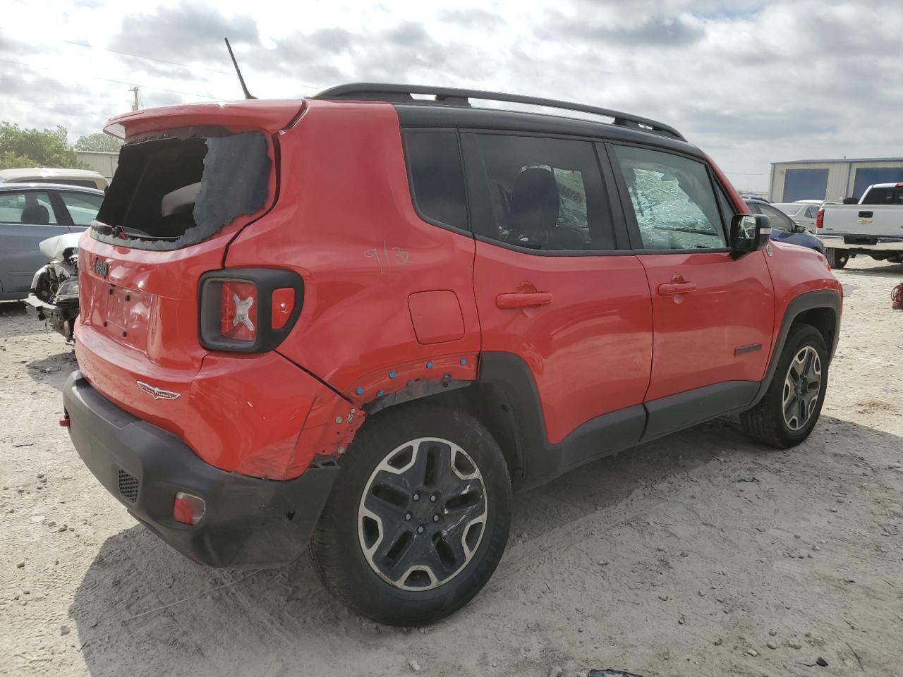 ZACCJBCT9GPD86045 2016 Jeep Renegade Trailhawk