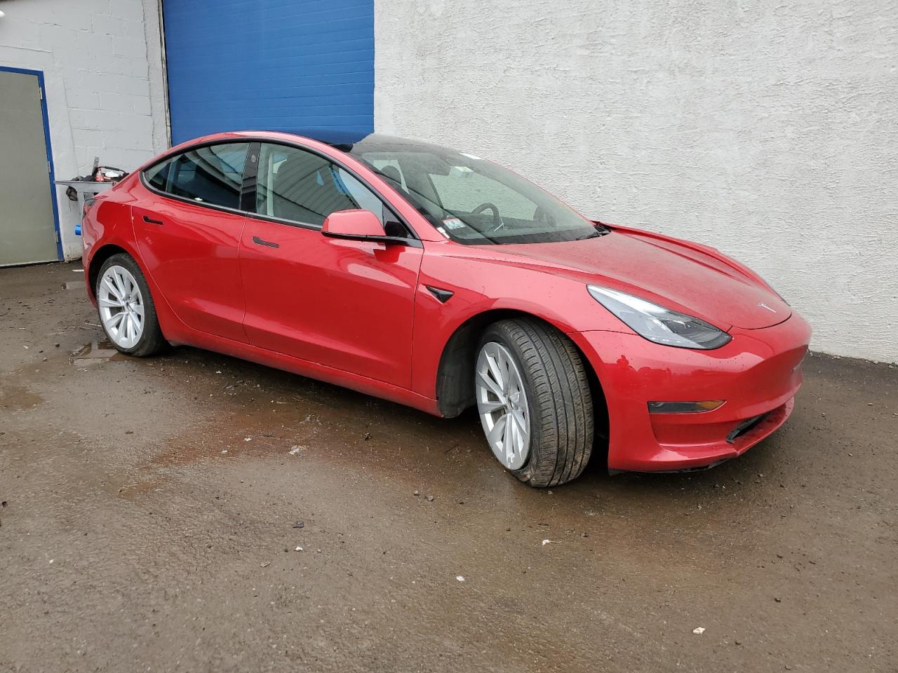 5YJ3E1EA1NF186825 TESLA MODEL 3 2022