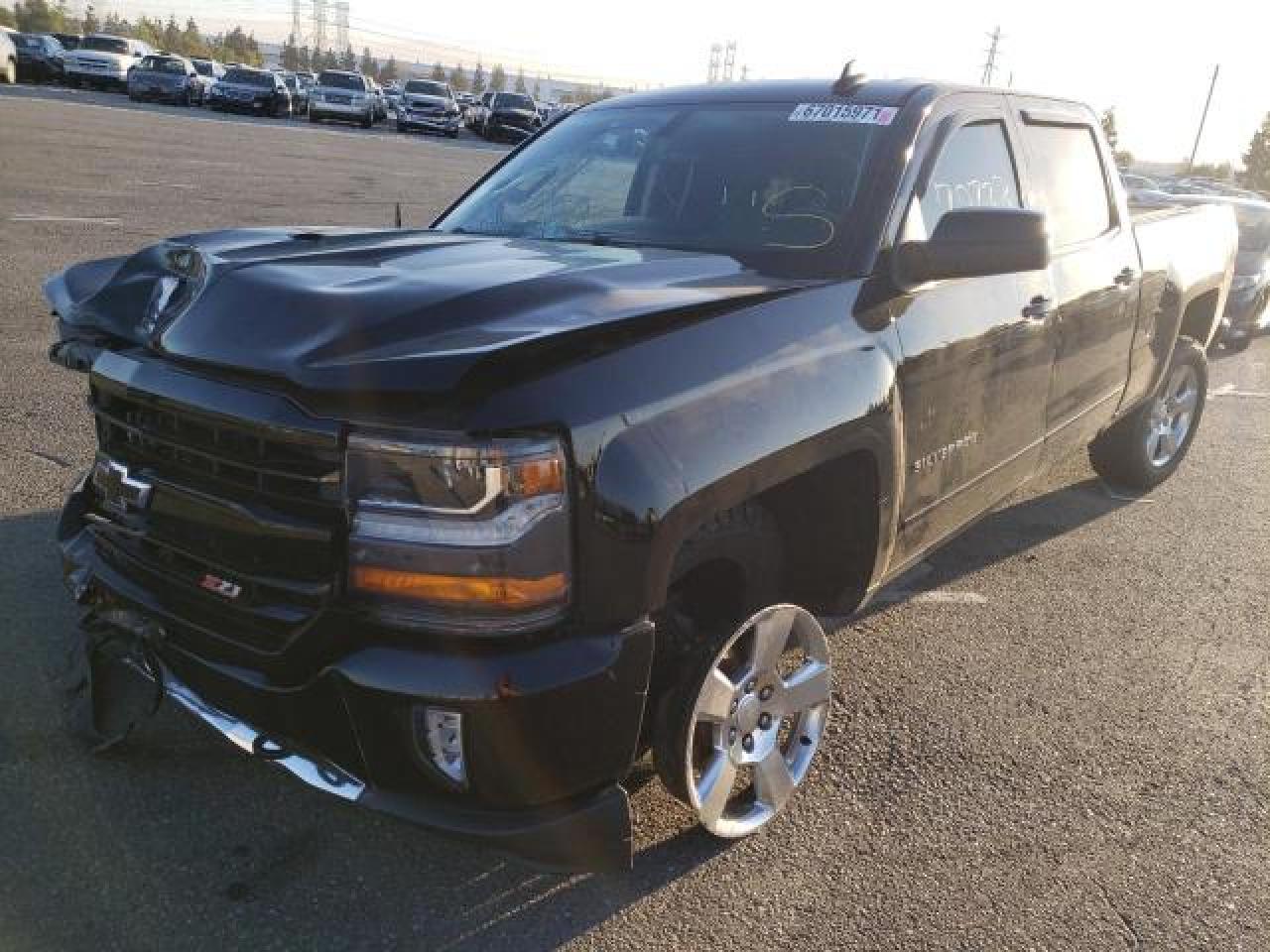 3GCUKREC8HG407977 CHEVROLET ALL Models 2017