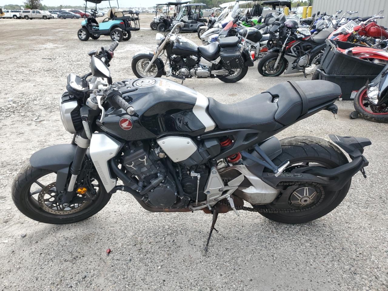 JH2SC8011JK000402 HONDA CB CYCLE 2018