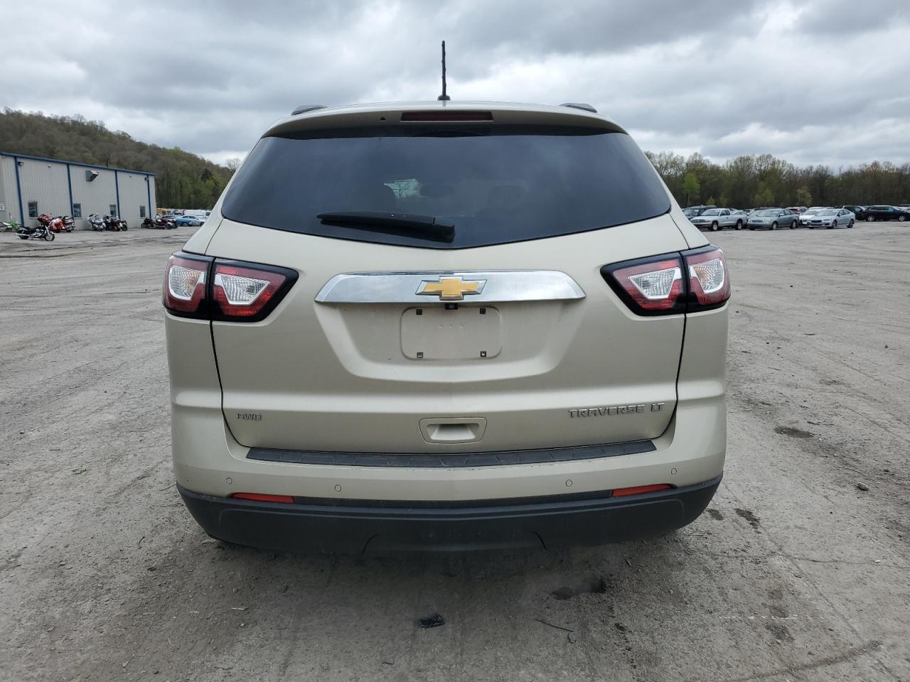 1GNKVHKD9EJ211571 2014 Chevrolet Traverse Lt