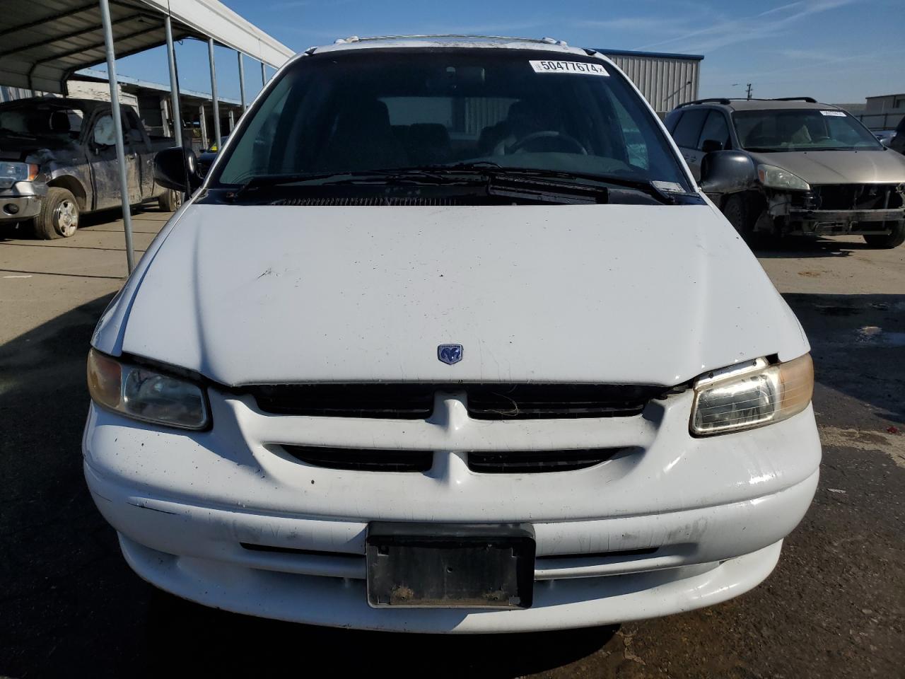 1B4GP45R0TB335046 1996 Dodge Caravan Se