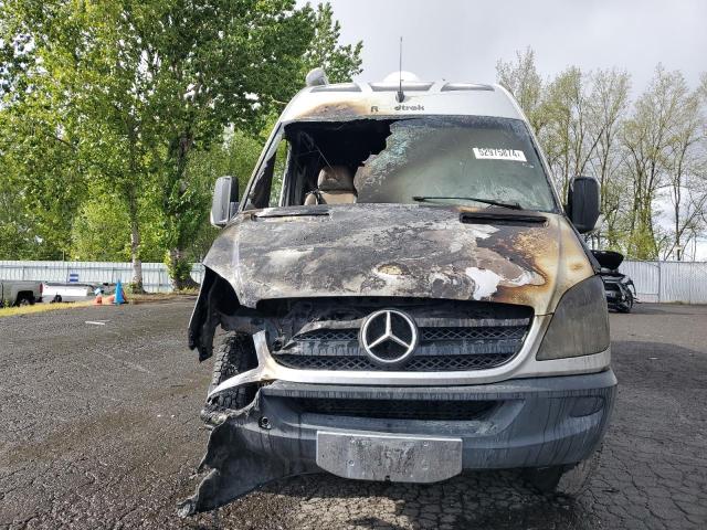 2009 Dodge Sprinter 3500 VIN: WD0PF445X95372141 Lot: 52975874