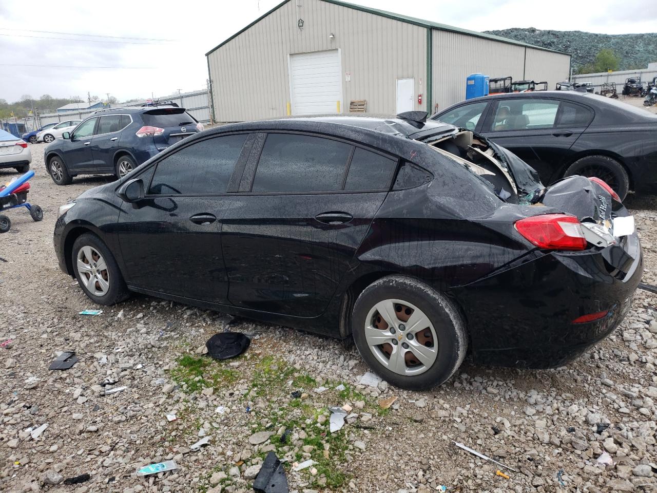 2017 Chevrolet Cruze Ls vin: 1G1BC5SM1H7106823