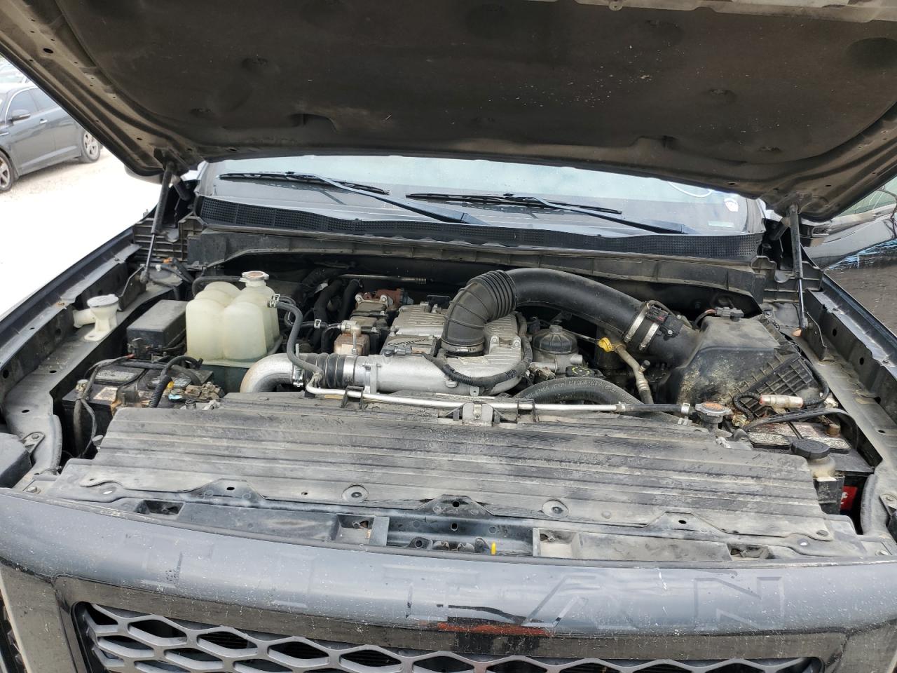 1N6BA1F48JN522866 2018 Nissan Titan Xd Sl