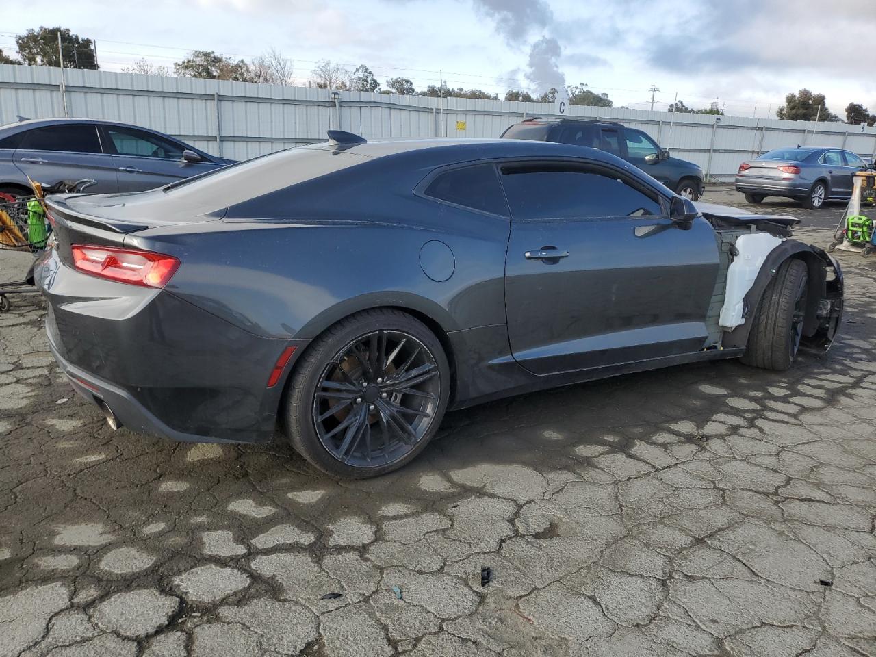 2017 Chevrolet Camaro Lt vin: 1G1FB1RS6H0157924