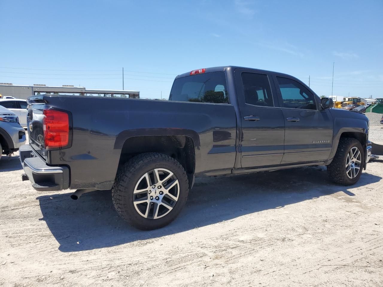 1GCRCREC1FZ355186 2015 Chevrolet Silverado C1500 Lt