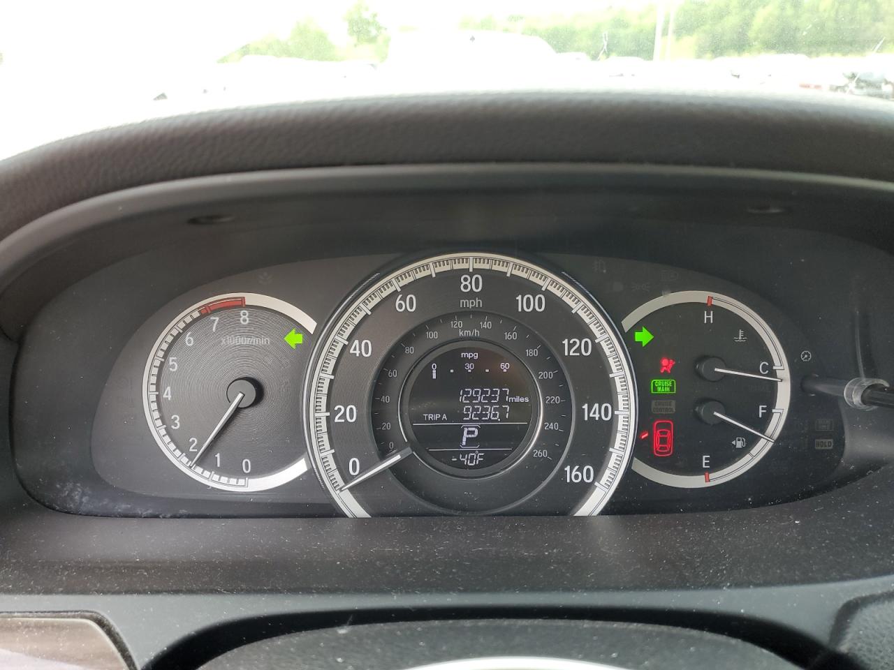 1HGCR2F83GA118898 HONDA ACCORD 2016