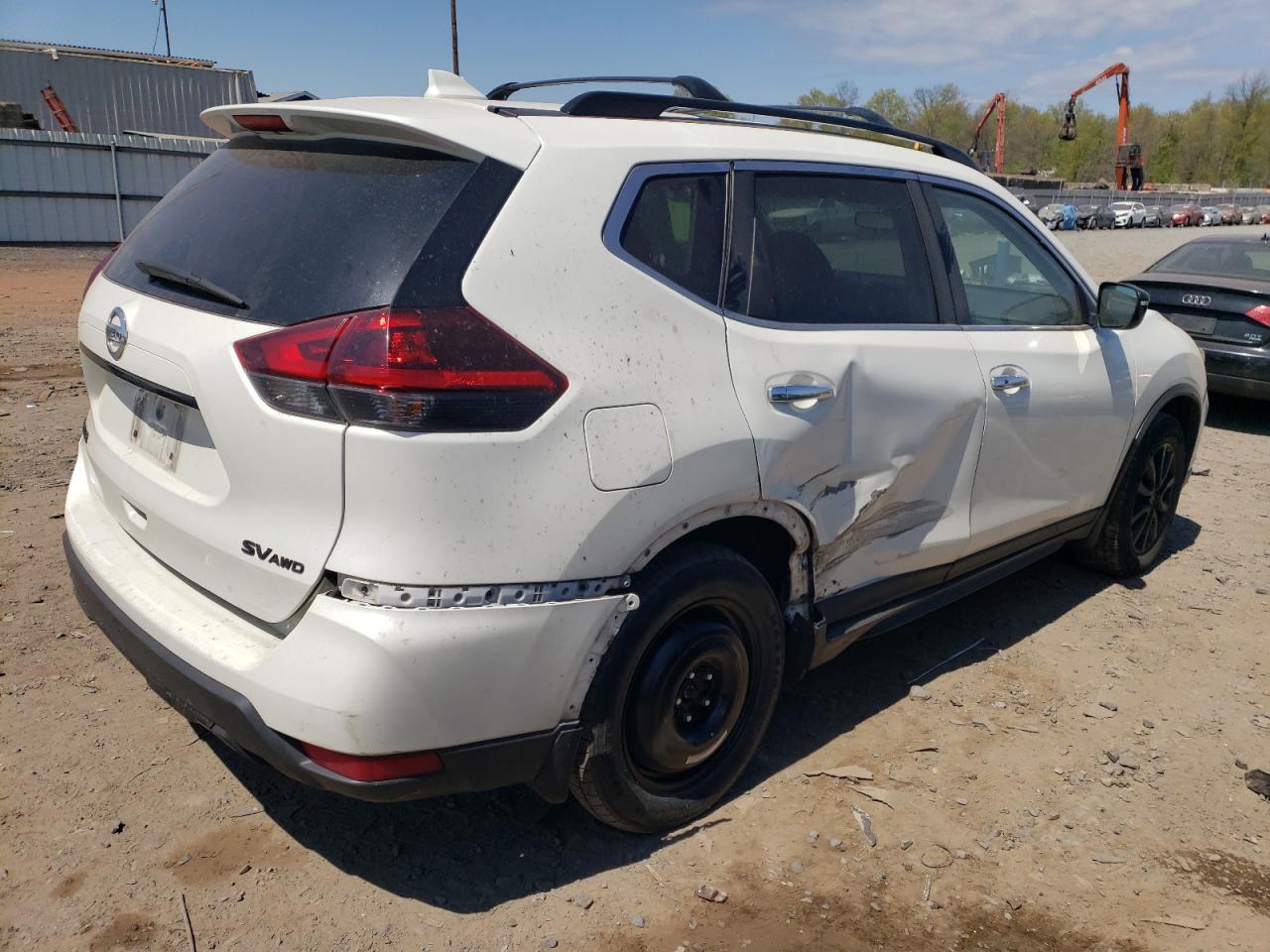5N1AT2MV9JC830923 NISSAN ROGUE 2018