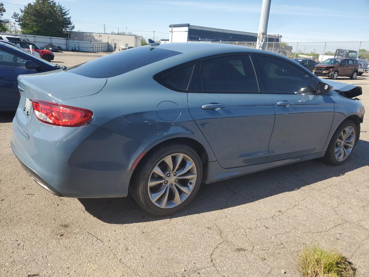 1C3CCCBBXFN699142 2015 Chrysler 200 S