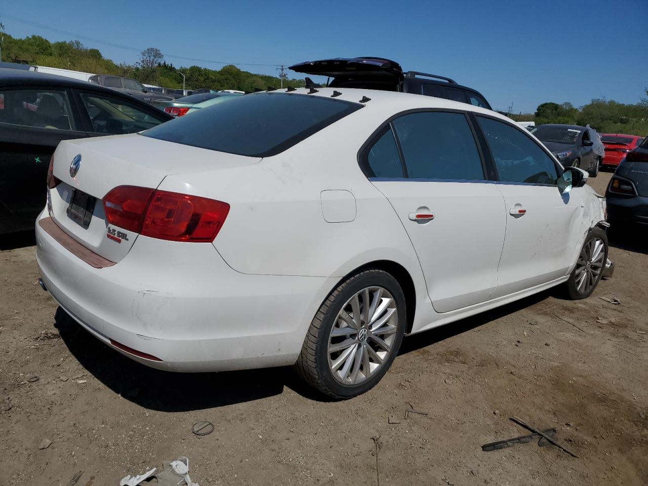 3VWLZ7AJ6BM389095 2011 Volkswagen Jetta Sel