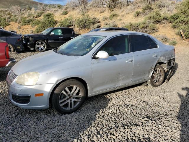 2005 Volkswagen New Jetta 2.5L Option Package 2 VIN: 3VWDG71K85M608596 Lot: 52157654