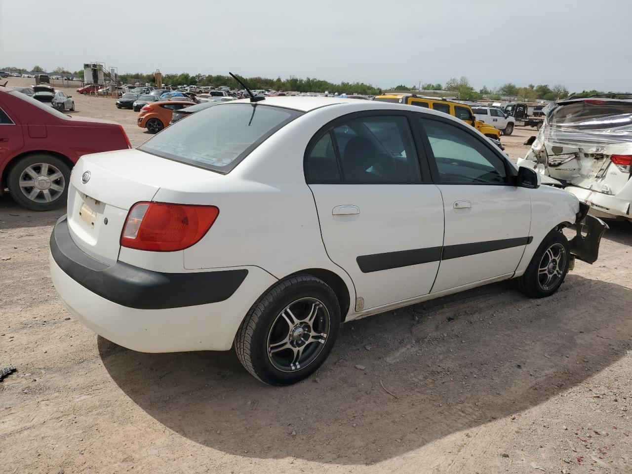 KNADE223296450469 2009 Kia Rio Base