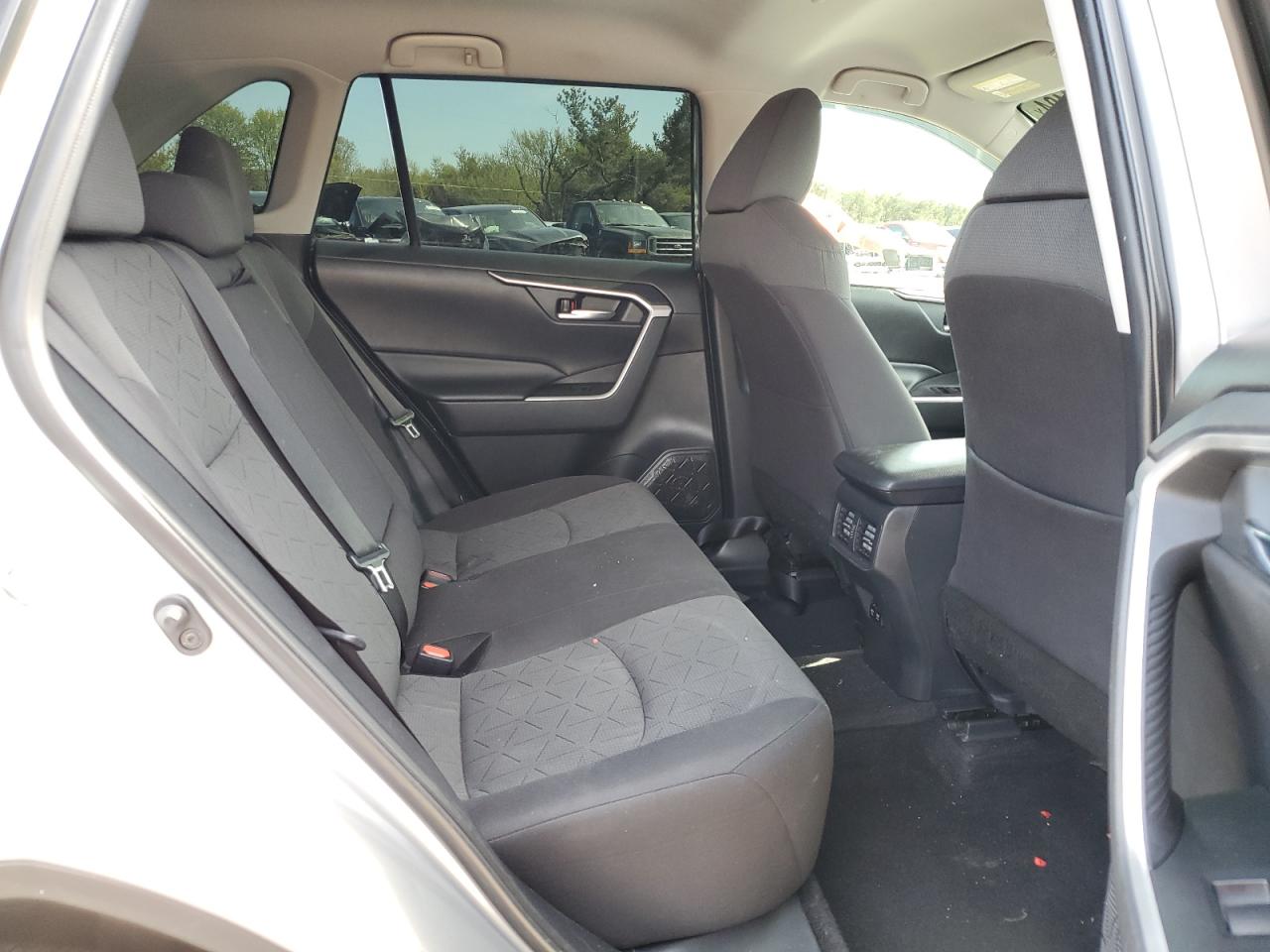 2T3W1RFV9MW113512 TOYOTA RAV4 2021
