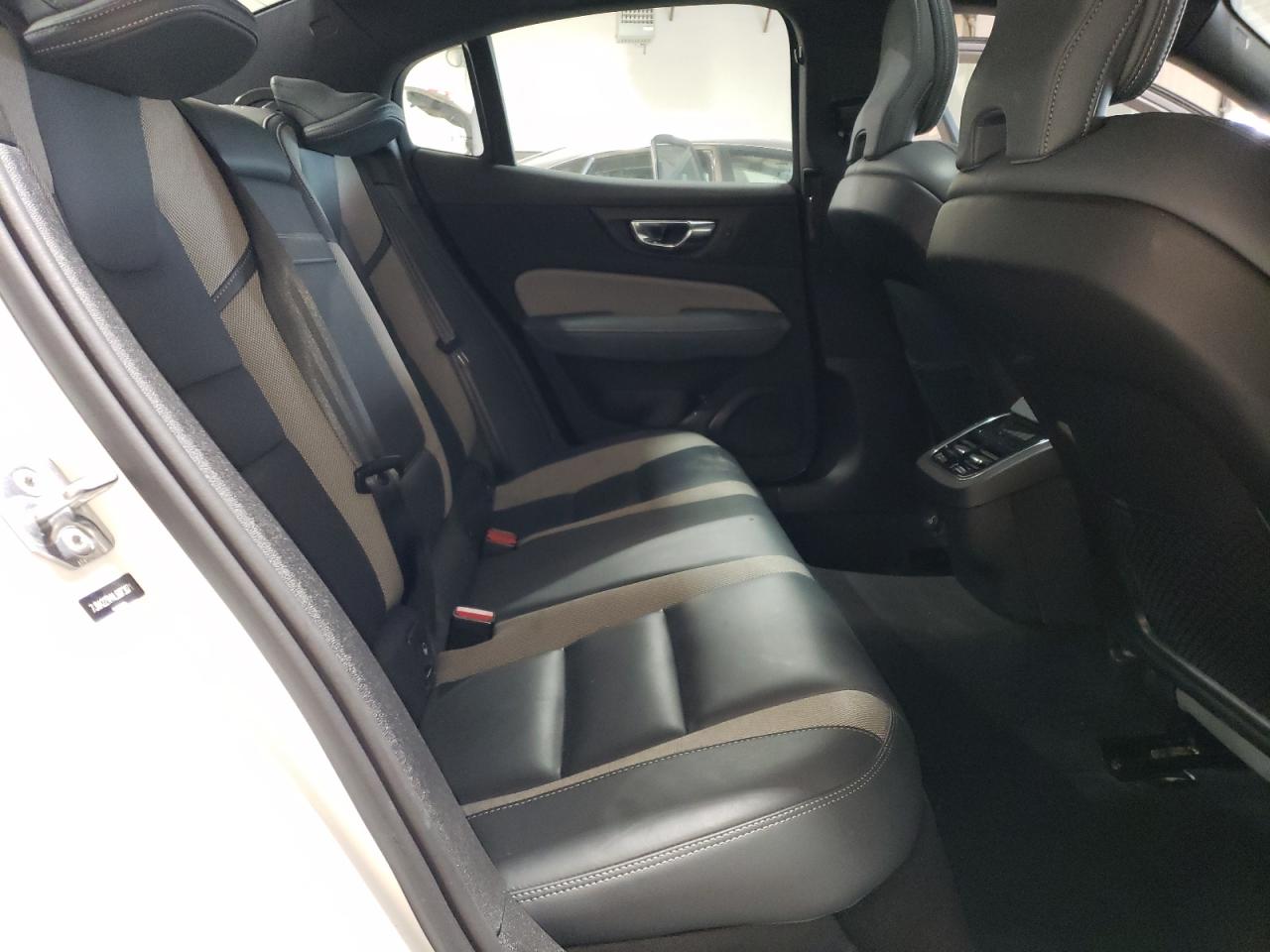 7JRA22TM4LG073071 VOLVO S60 2020