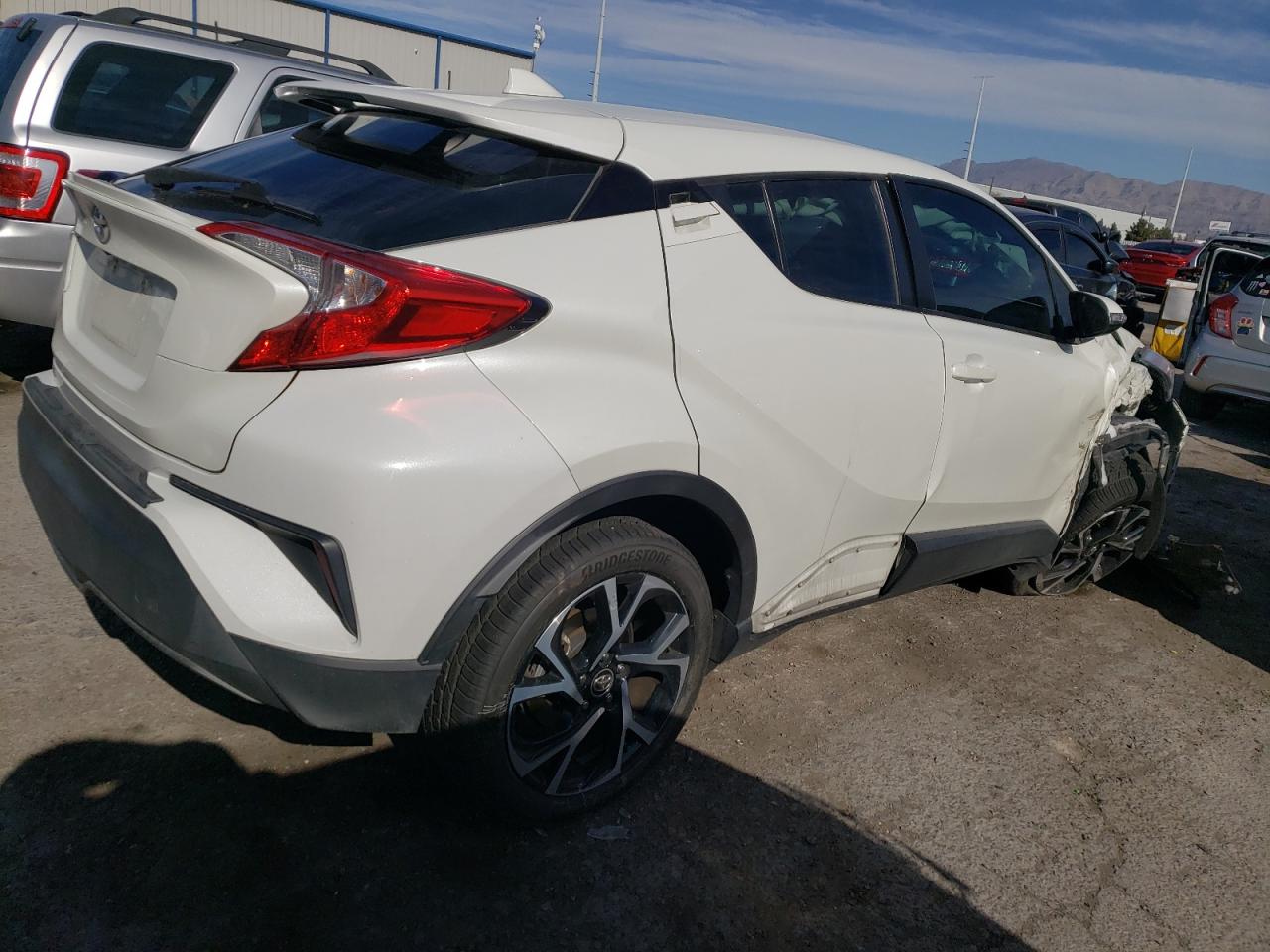 NMTKHMBX7JR009391 TOYOTA C-HR 2018