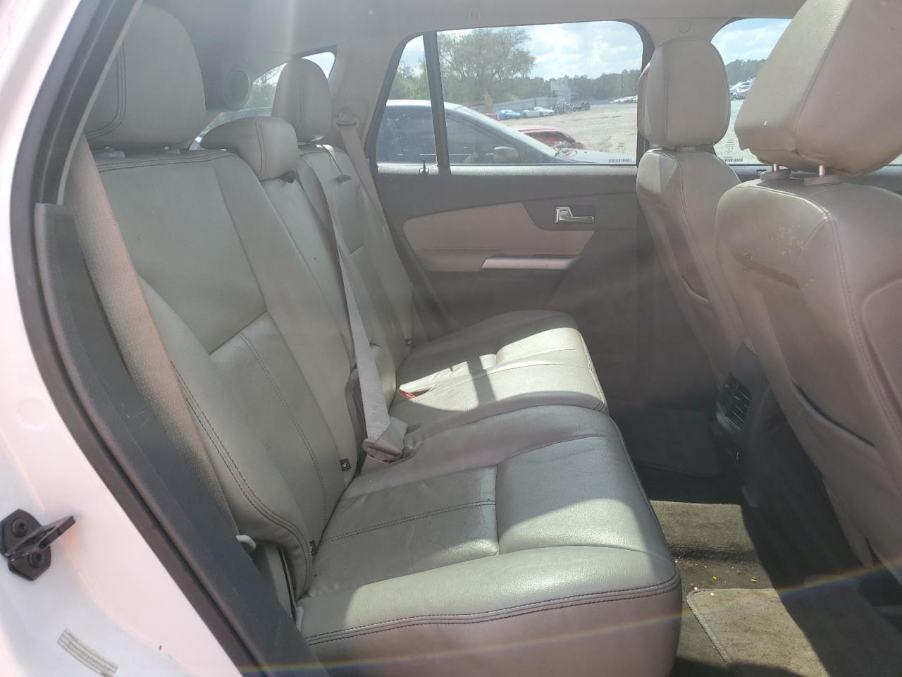 2FMDK3KC8EBA08823 2014 Ford Edge Limited