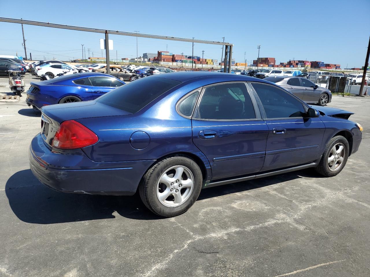 1FAFP55U52A125318 2002 Ford Taurus Ses