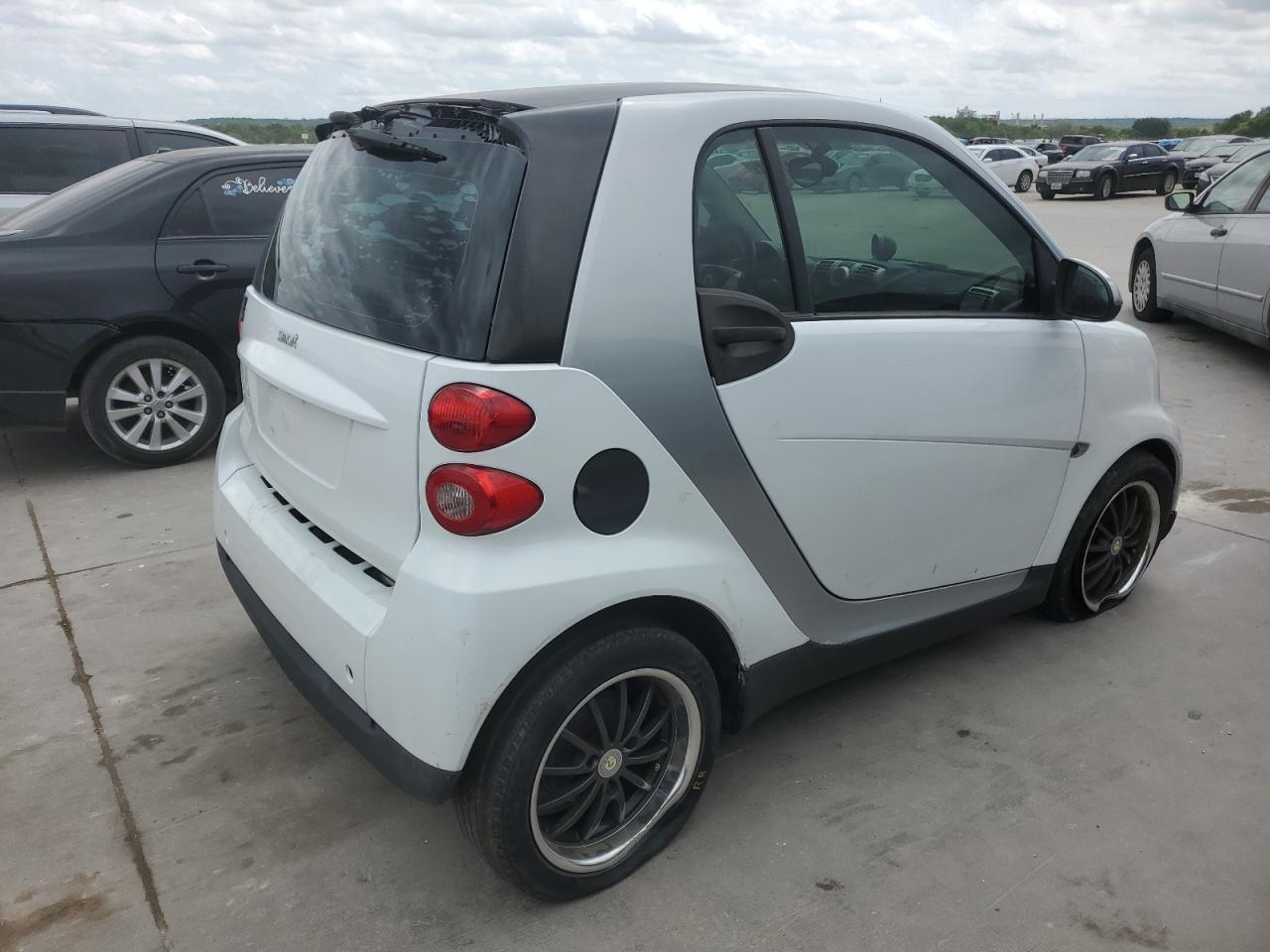 Lot #2473345077 2009 SMART FORTWO PUR