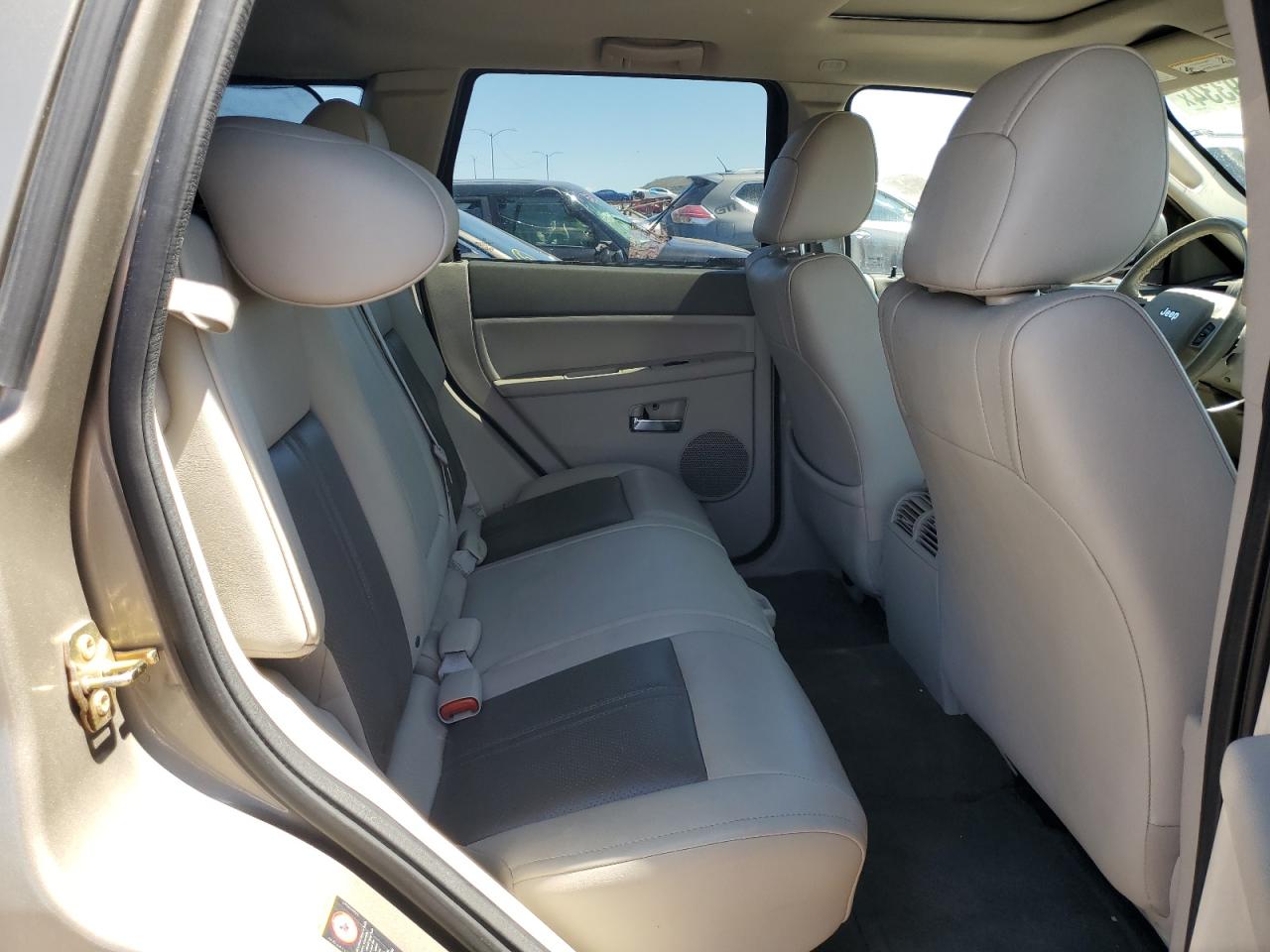 1J8HR58295C660421 2005 Jeep Grand Cherokee Limited