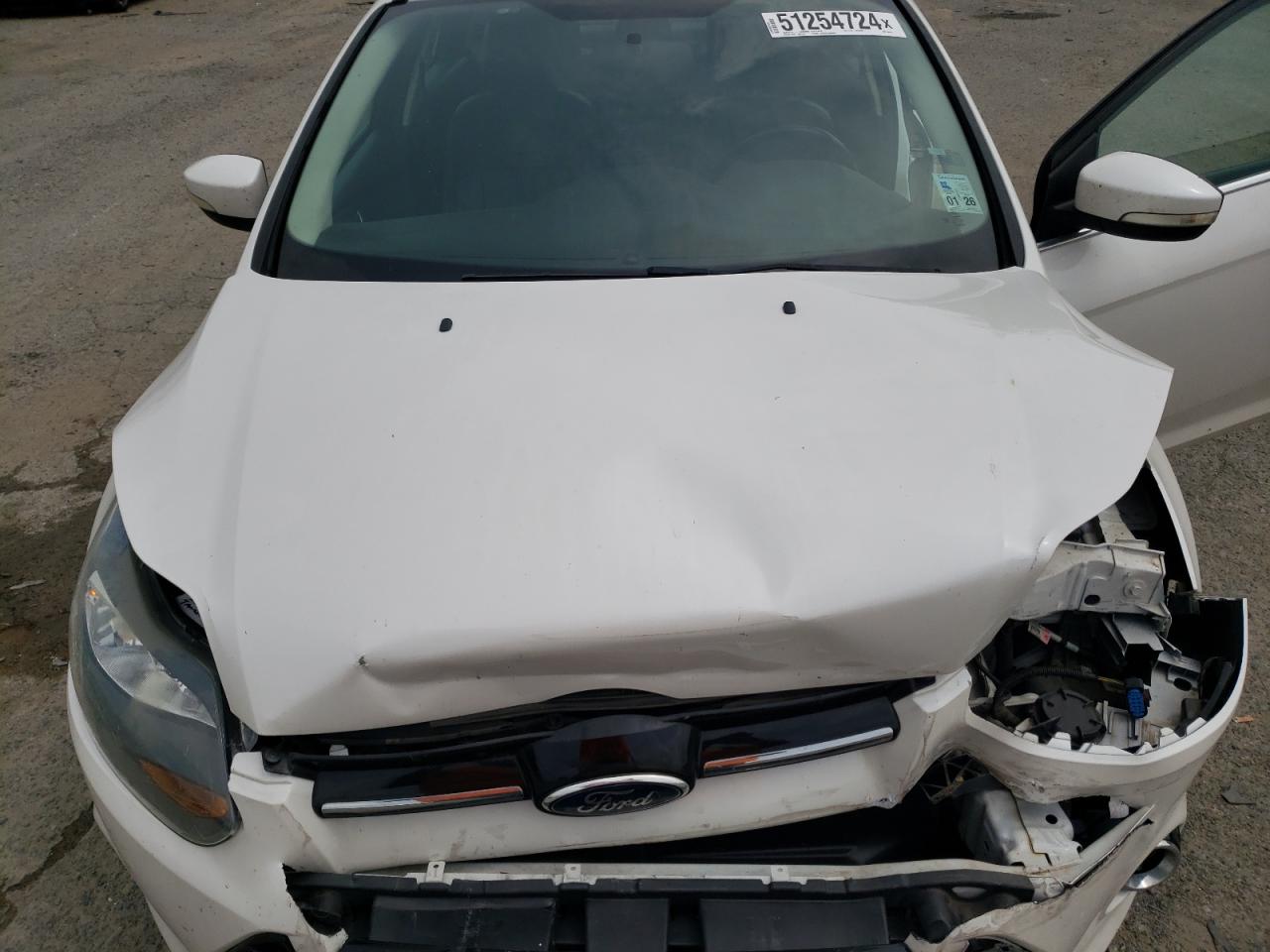 1FADP3J25EL345471 2014 Ford Focus Titanium