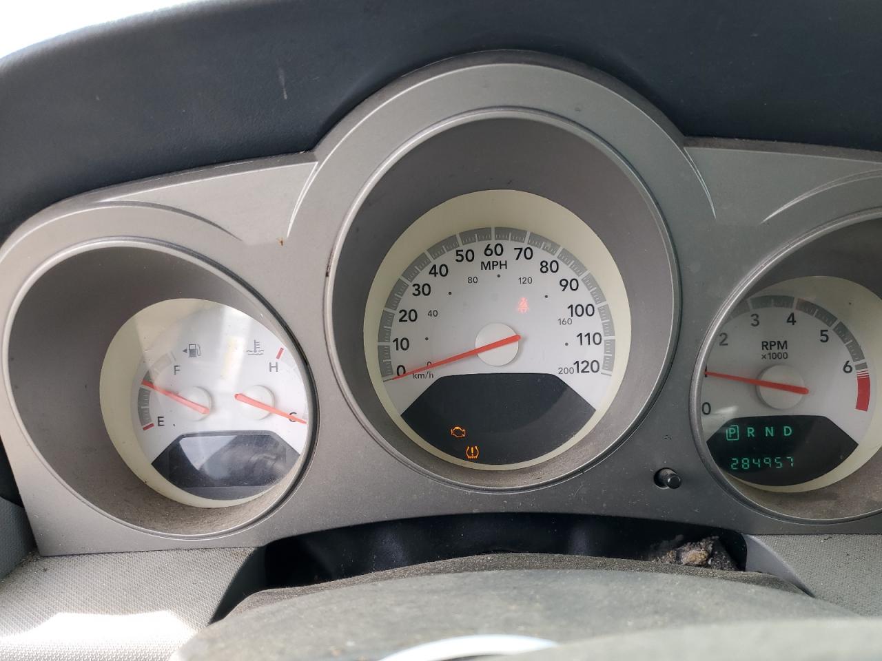 1B3LC46K88N288211 2008 Dodge Avenger Se