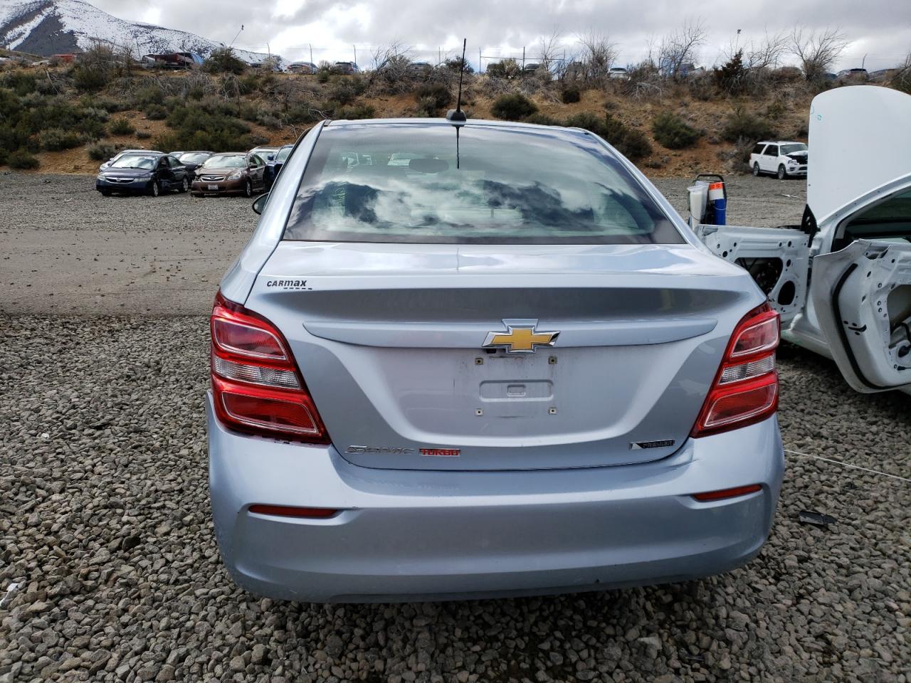 1G1JF5SBXJ4105565 CHEVROLET SONIC 2018