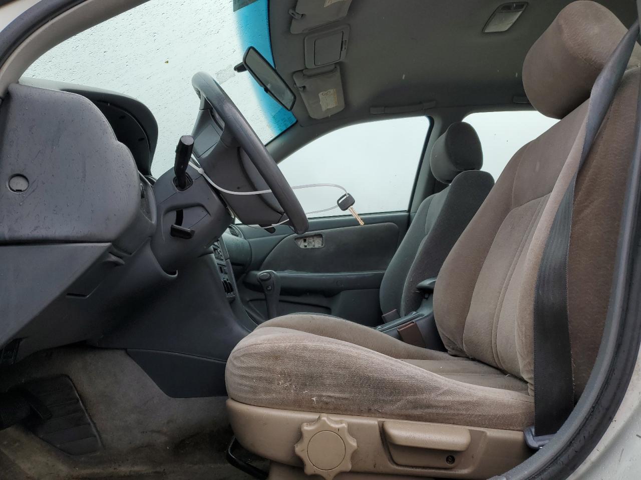 4T1BG22K2YU701122 2000 Toyota Camry Ce