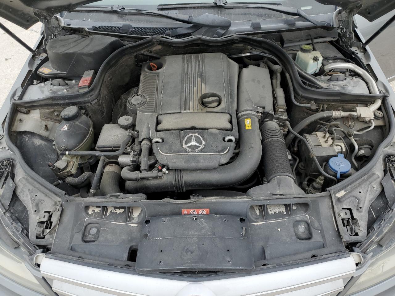 WDDGF4HB2DR256593 2013 Mercedes-Benz C 250