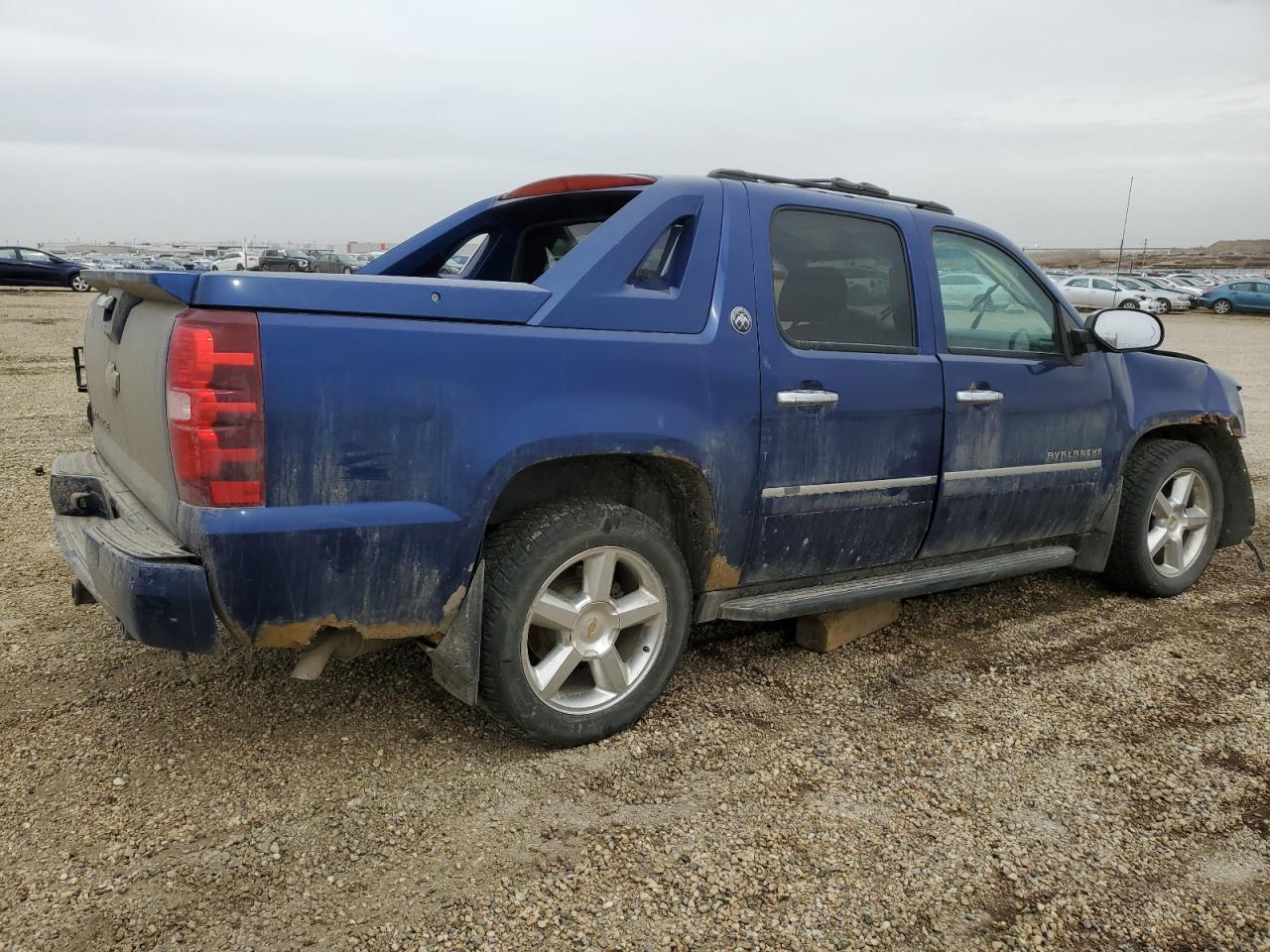 3GNTKGE76DG301869 2013 Chevrolet Avalanche Ltz