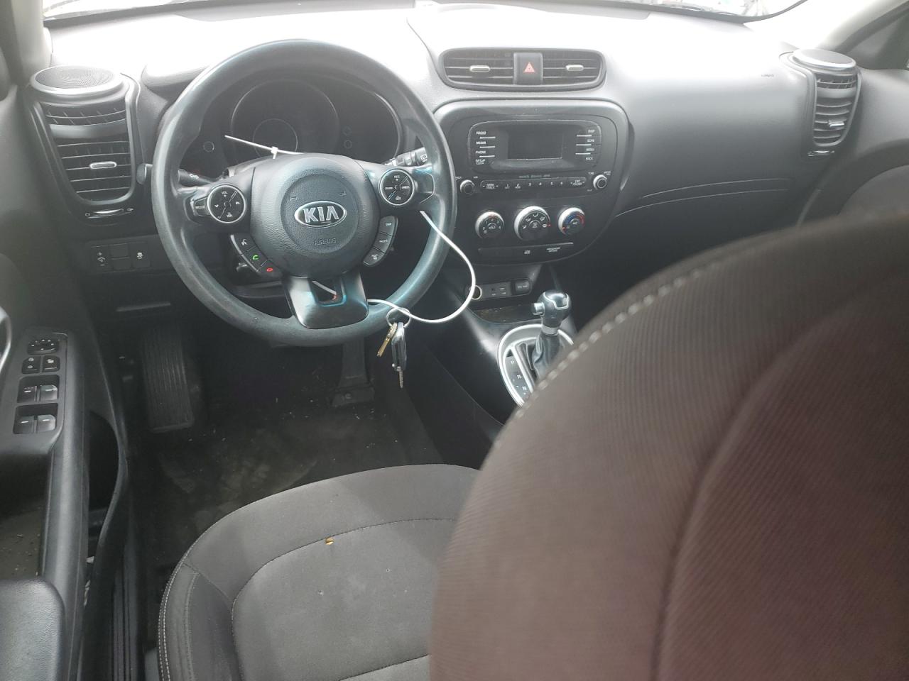 KNDJN2A27G7289588 2016 Kia Soul