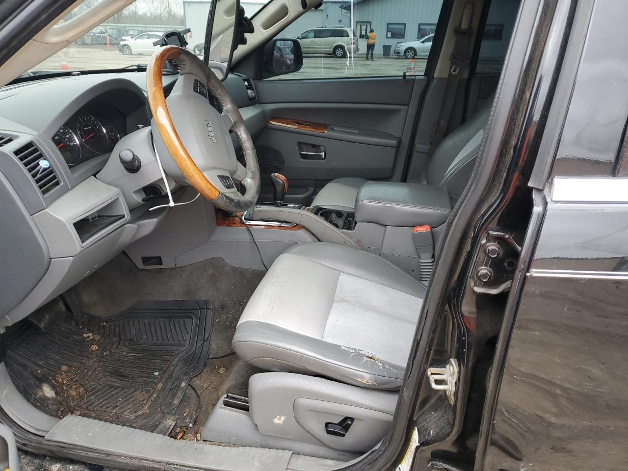 1J8HR68266C120287 2006 Jeep Grand Cherokee Overland