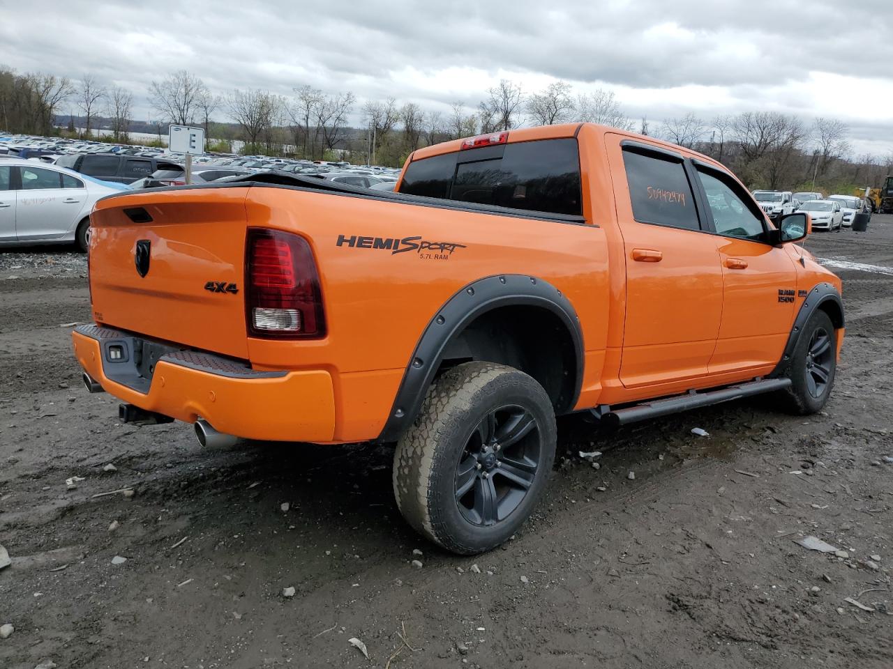 1C6RR7MT8HS598999 2017 Ram 1500 Sport