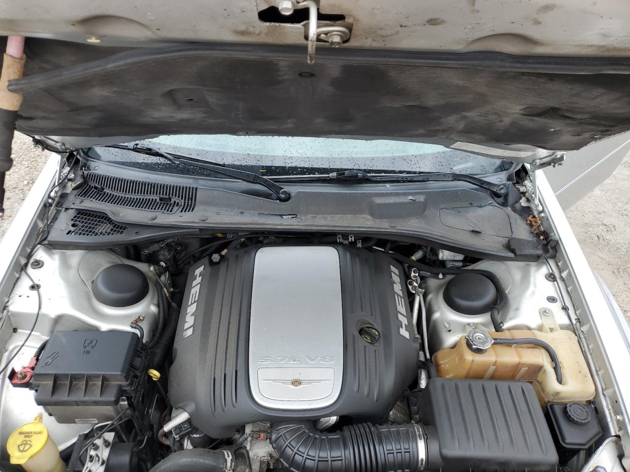 2C3JA63HX5H153577 2005 Chrysler 300C