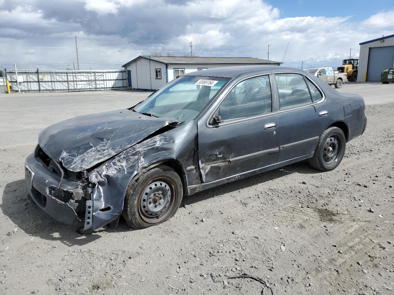 1N4BU31D4TC180172 1996 Nissan Altima Xe