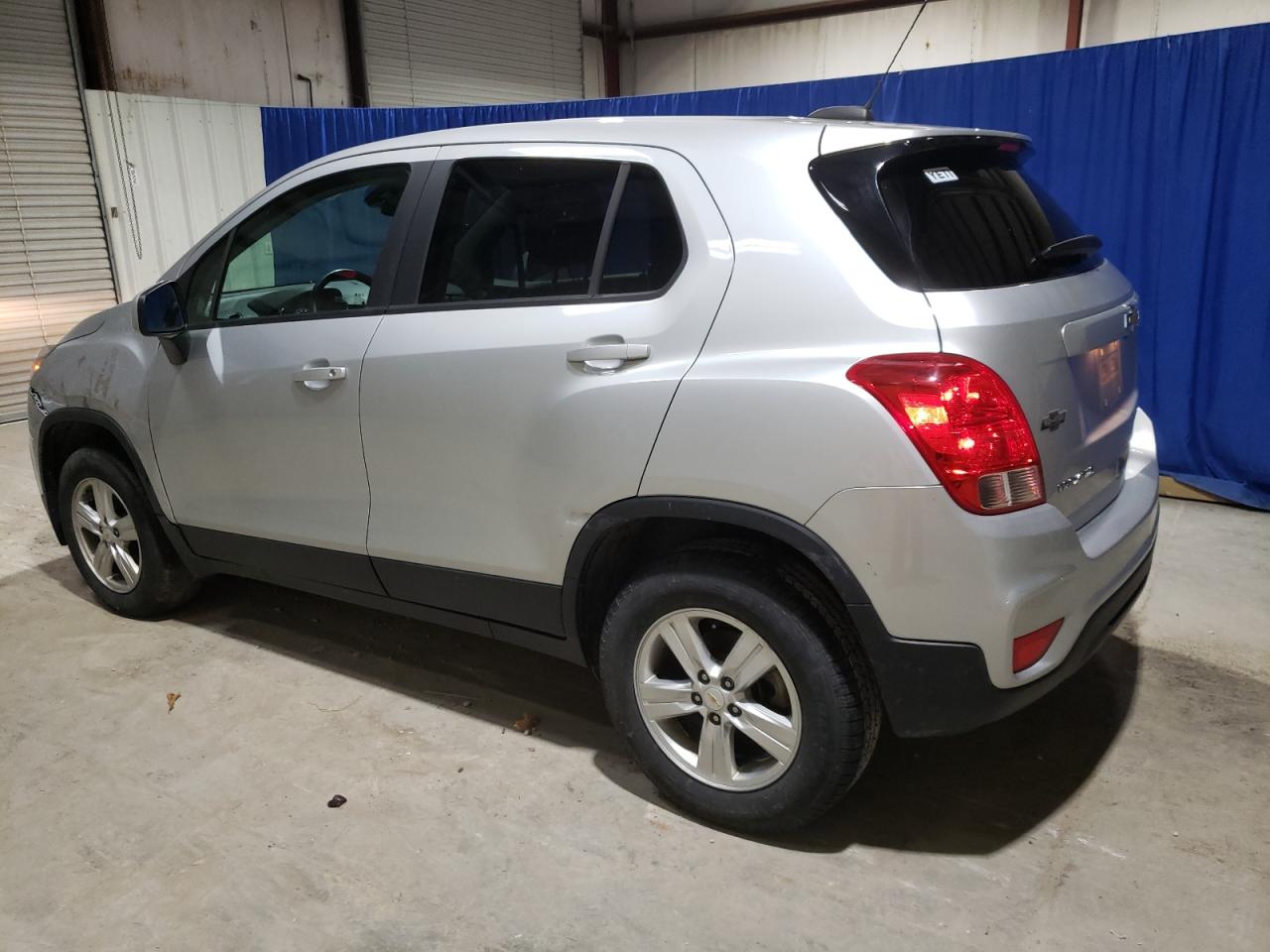 KL7CJNSB8MB313164 2021 Chevrolet Trax Ls