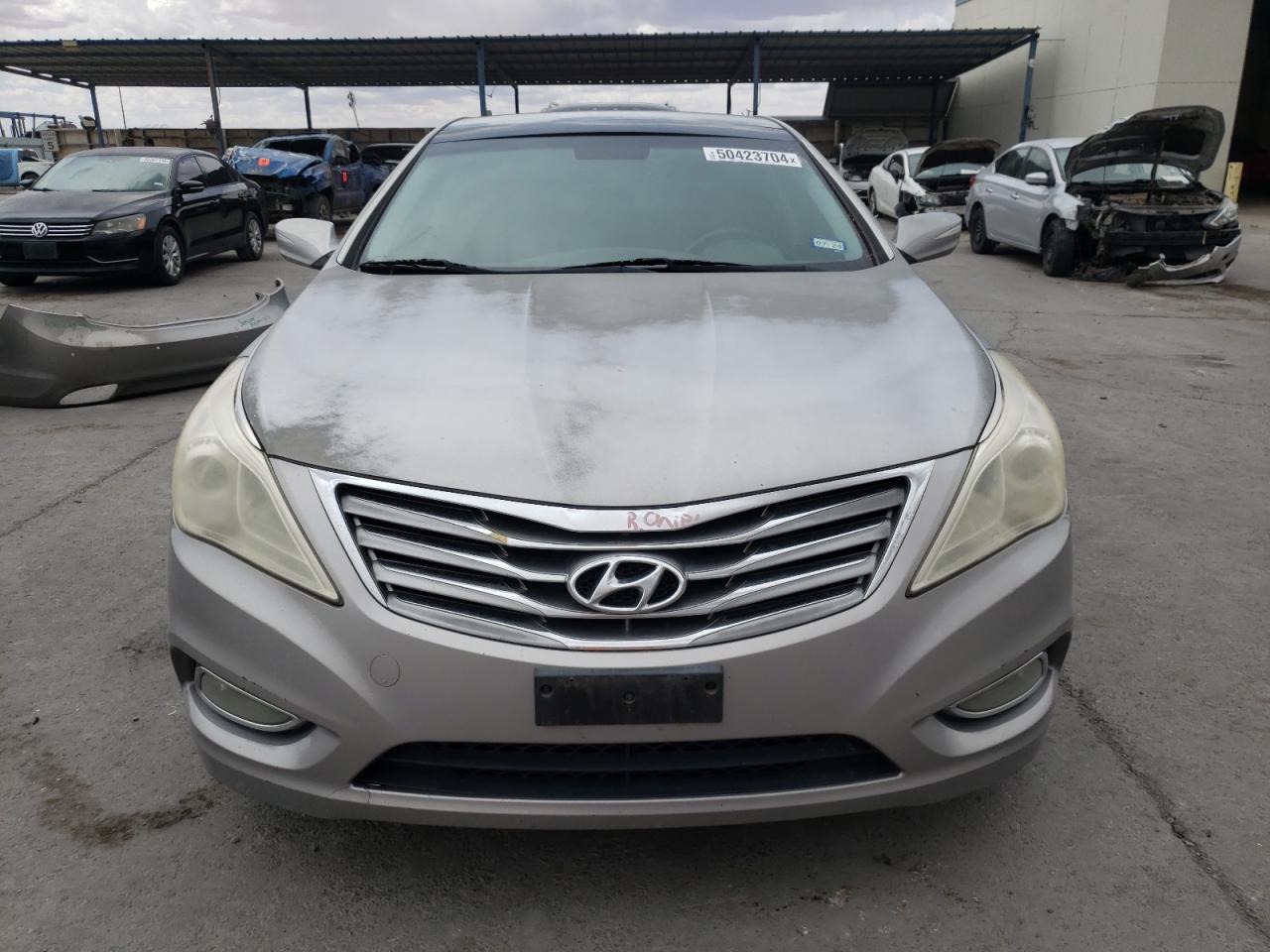 KMHFH4JGXCA157079 2012 Hyundai Azera Gls