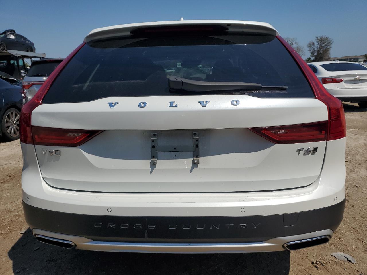 YV4A22NL3H1003765 2017 Volvo V90 Cross Country T6 Inscription