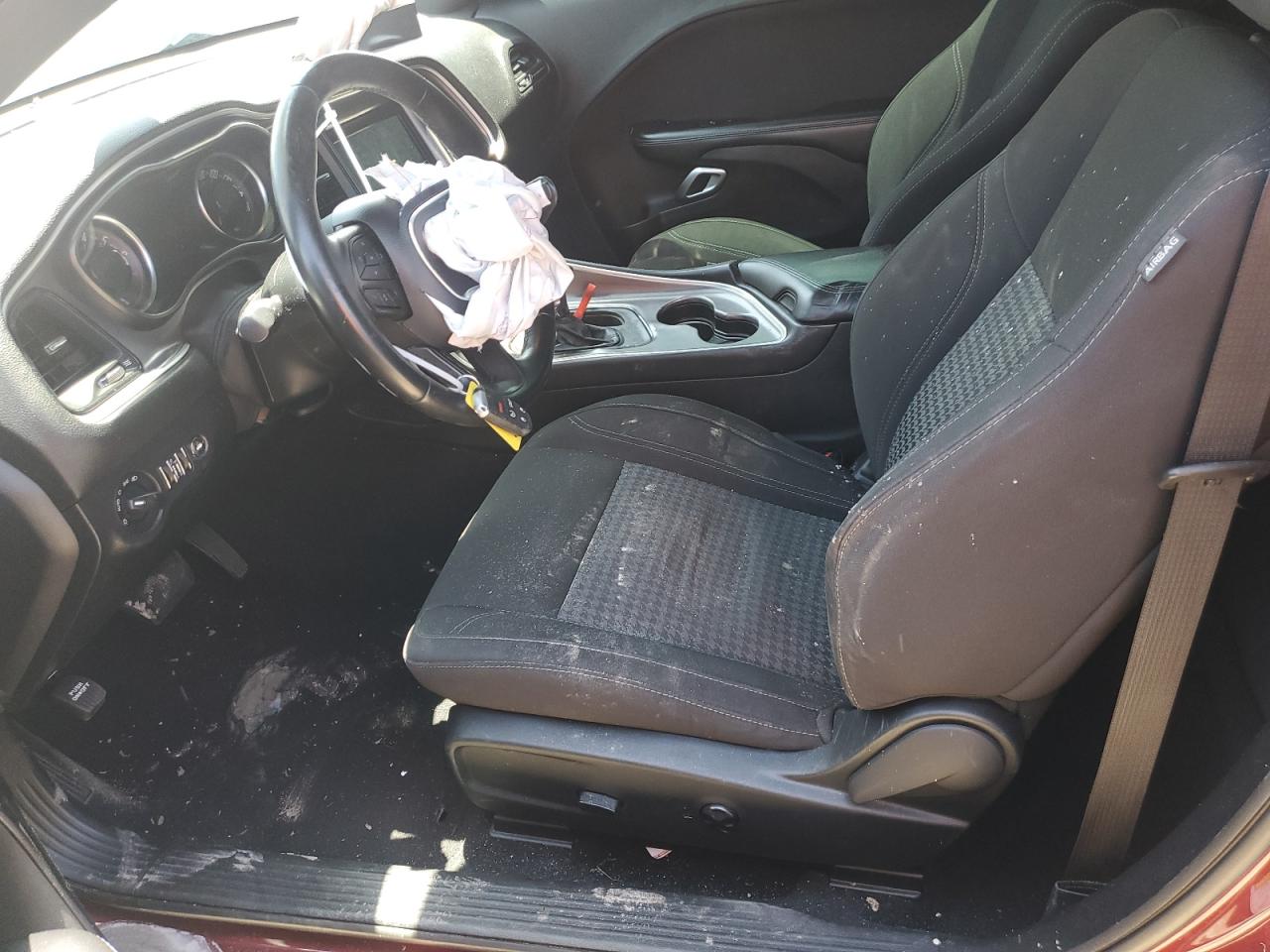 2C3CDZAG9LH210375 2020 Dodge Challenger Sxt