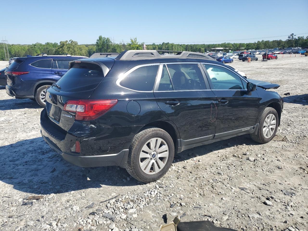 2015 Subaru Outback 2.5I Premium vin: 4S4BSBCC4F3261834