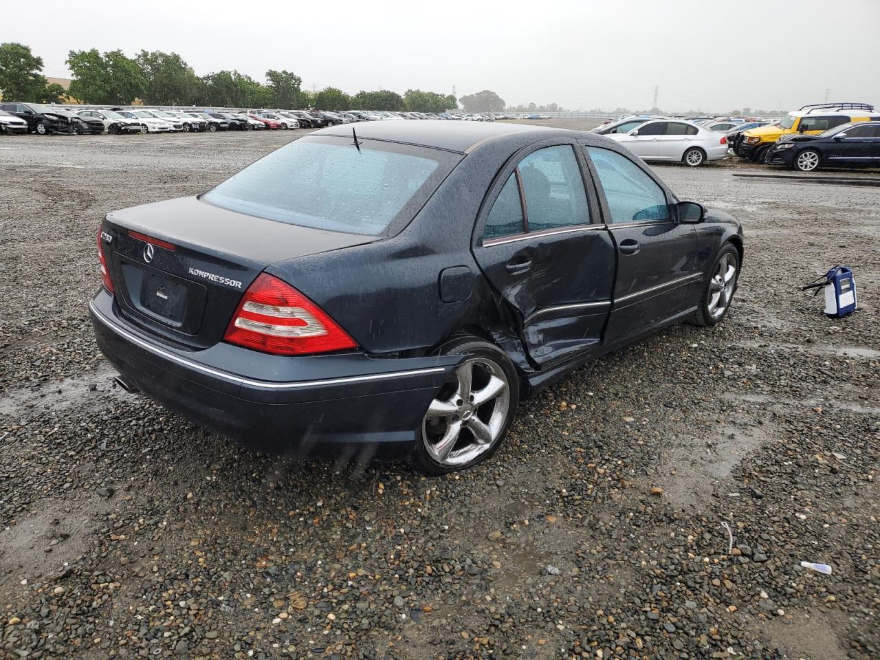 WDBRF40J05F664906 2005 Mercedes-Benz C 230K Sport Sedan