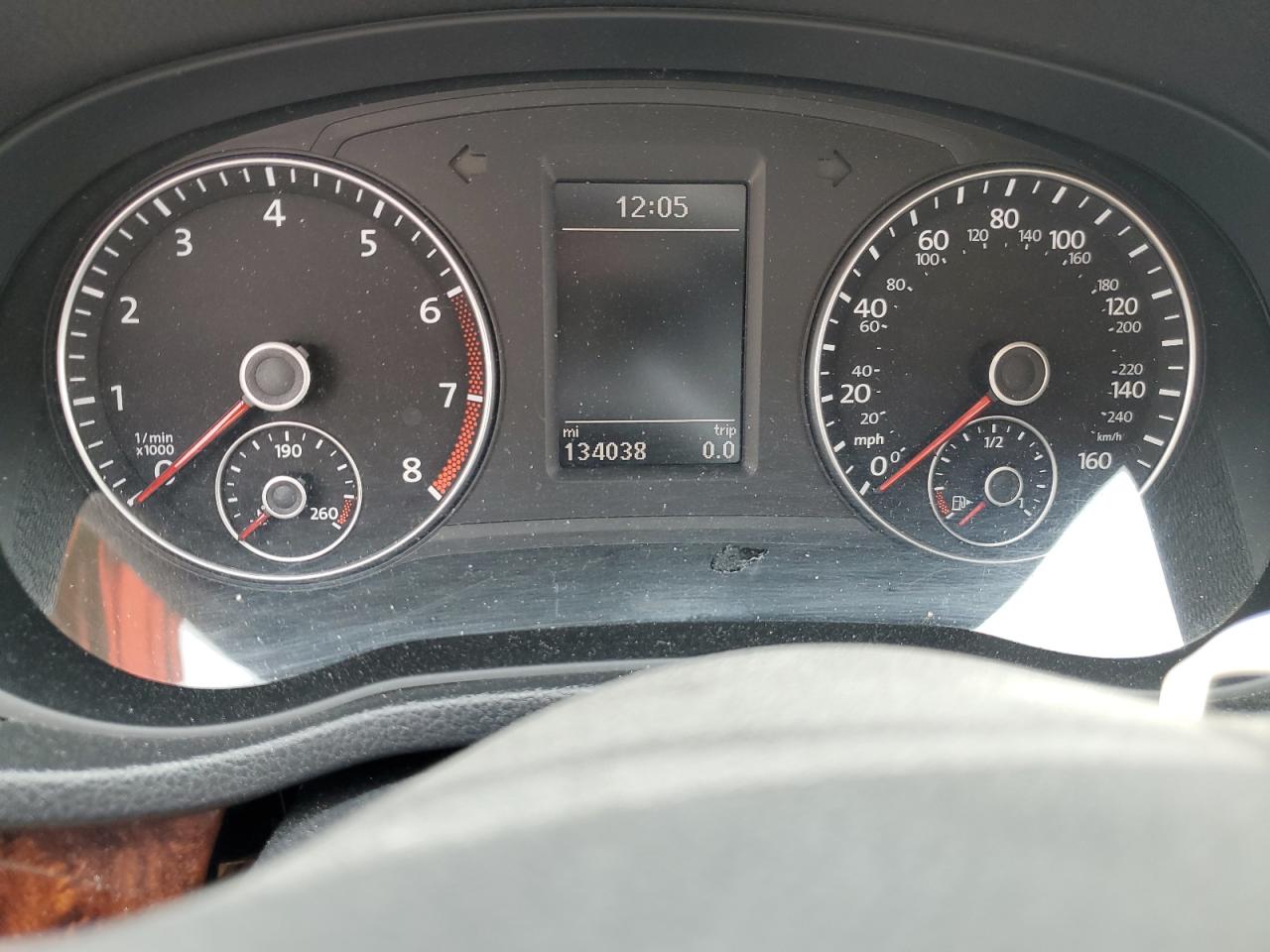 1VWCM7A3XDC053227 2013 Volkswagen Passat Sel