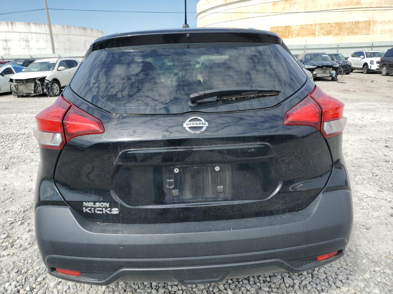 3N1CP5CUXJL499109 2018 Nissan Kicks S