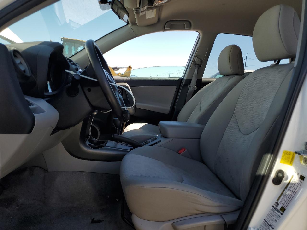 2T3BK4DV1BW056995 2011 Toyota Rav4