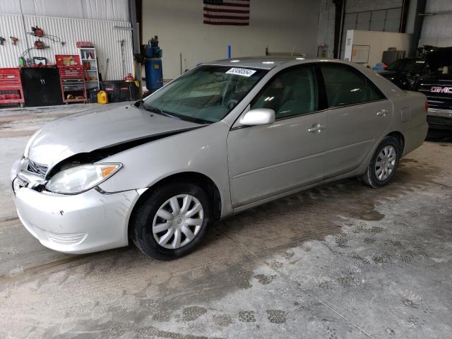 2005 Toyota Camry Le VIN: 4T1BE30K35U057348 Lot: 52490554