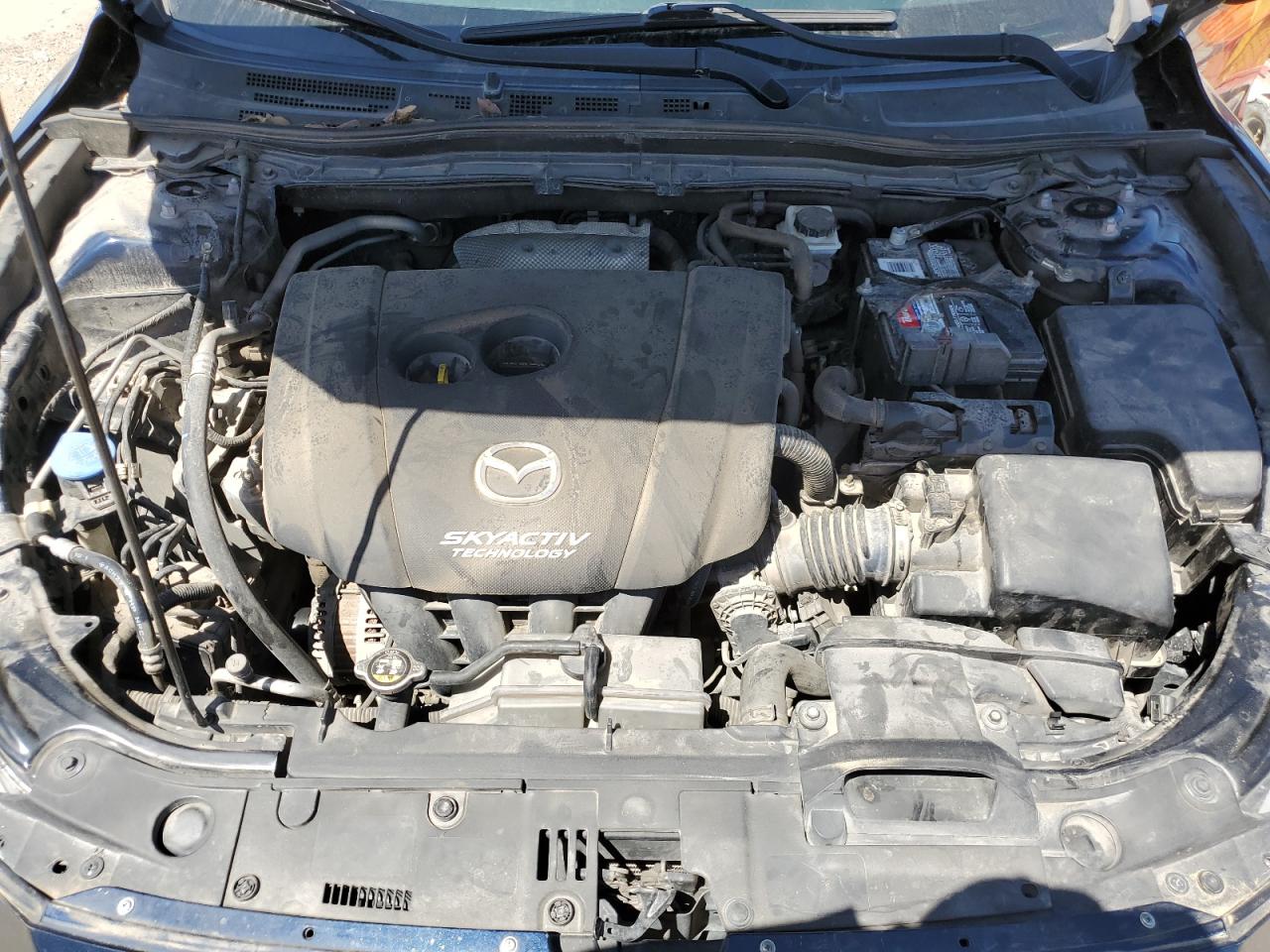 3MZBN1U72JM211316 2018 Mazda 3 Sport